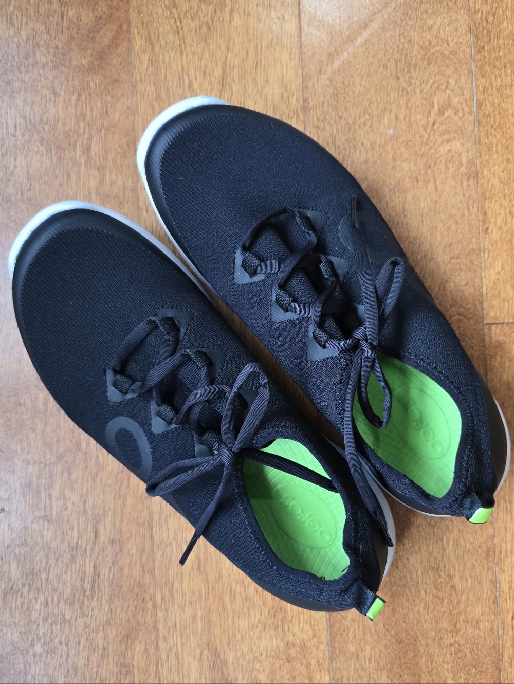 Oofos Women's black size 9.5 Sport Stride